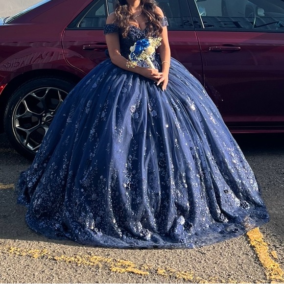 Quinceañera Navy blue dress - Picture 6 of 15